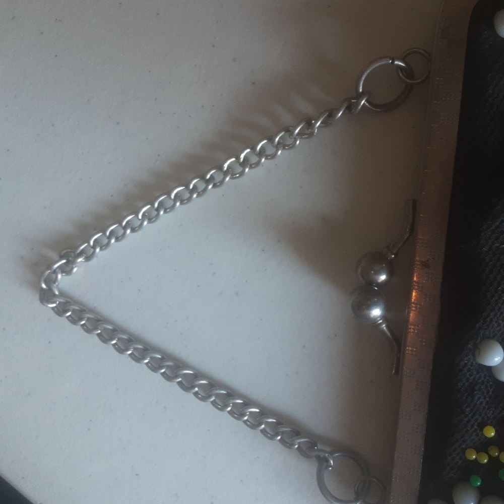 Vintage Beaded 1970s Bag - Picture 4 of 7